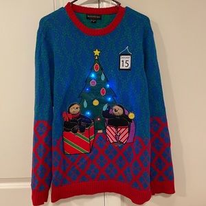 Sloth light up ugly Christmas sweater (men’s medium)